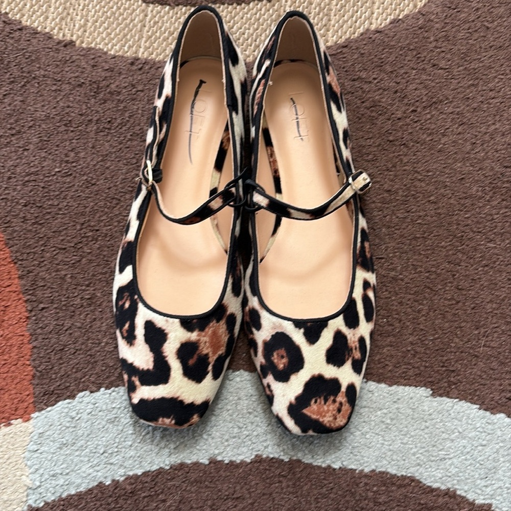 “Loft” Leopard Print Velvet Buckle Strap Ballet Flats; size 8; NWOT - Picture 4 of 9